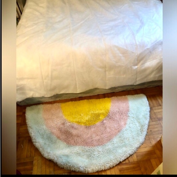 Happy rainbow pastel rug - Picture 2 of 6